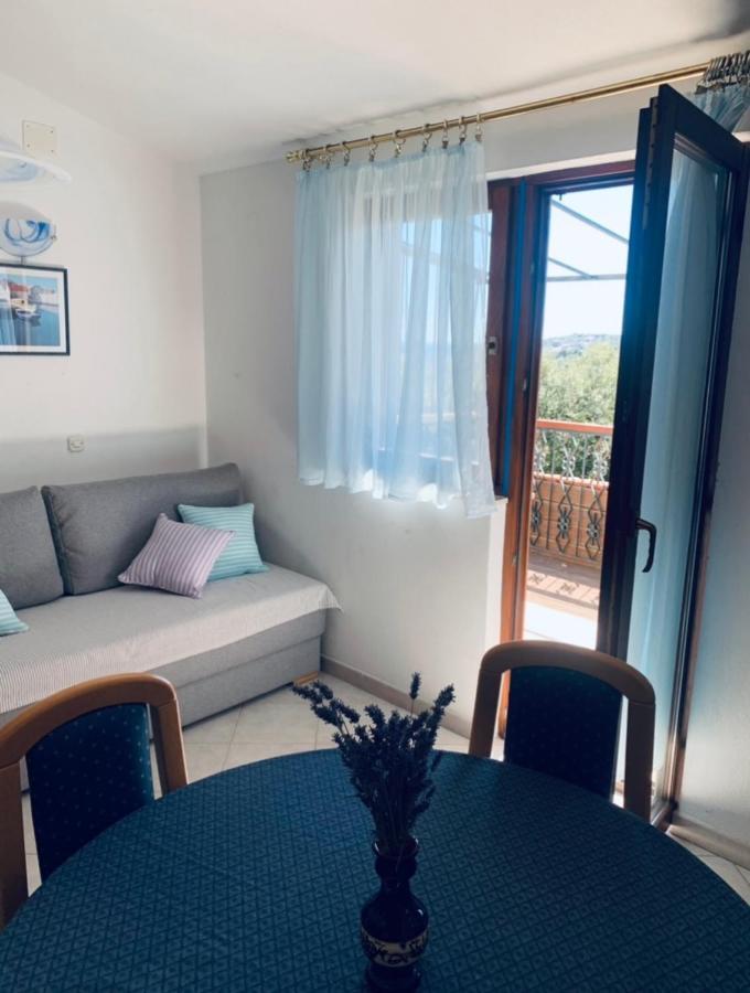 One Bedroom Apartment With Terrace And Seaview - B Sevid Zewnętrze zdjęcie