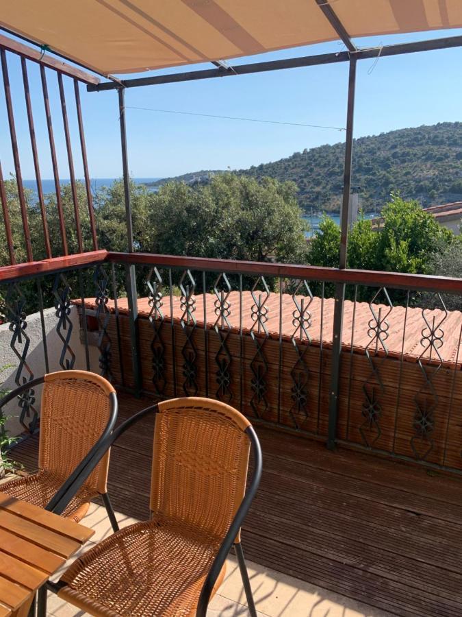 One Bedroom Apartment With Terrace And Seaview - B Sevid Zewnętrze zdjęcie
