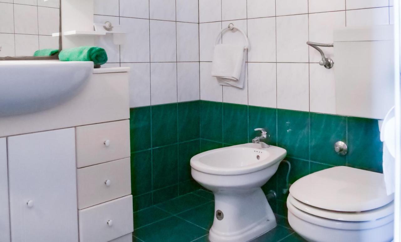 One Bedroom Apartment With Terrace And Seaview - B Sevid Zewnętrze zdjęcie