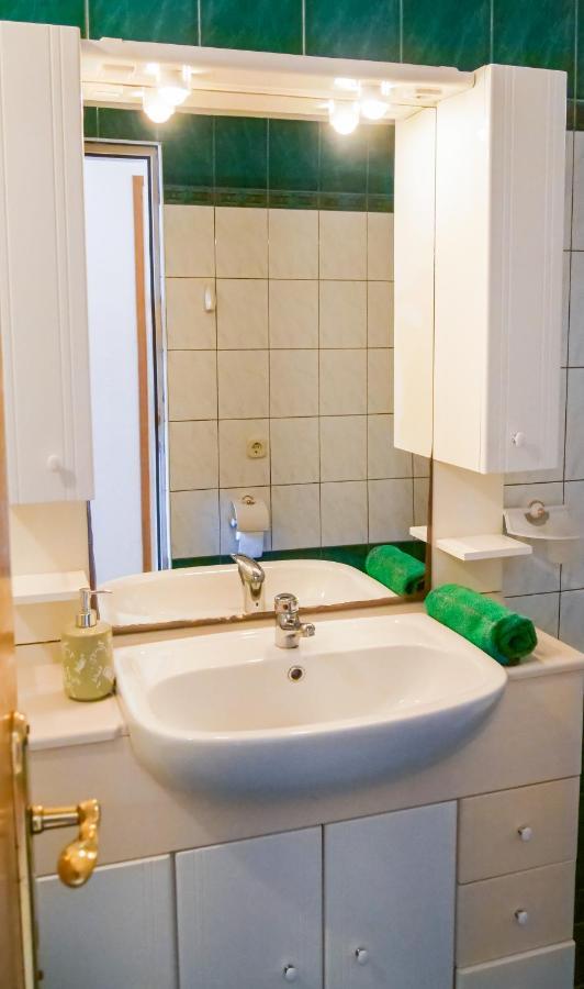 One Bedroom Apartment With Terrace And Seaview - B Sevid Zewnętrze zdjęcie